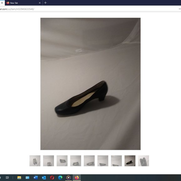 Easy Spirit Black Pumps - Picture 6 of 8